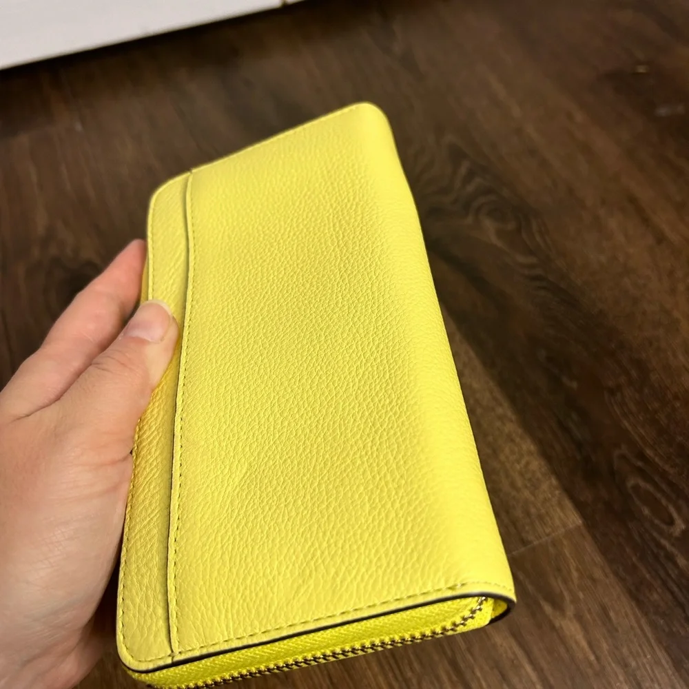Kate Spade Accordion‎ Zip Around Leather Wallet Yellow